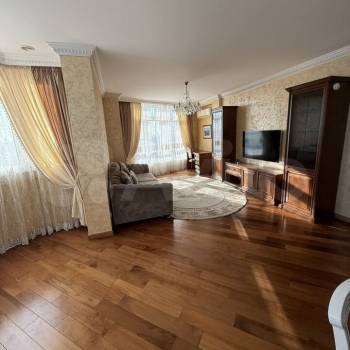 Сдается Многокомнатная квартира, 120 м²