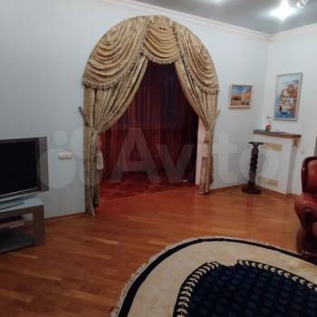 Продается Дом, 395 м²