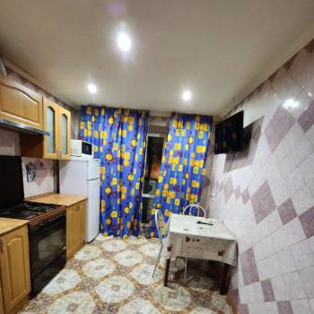 Сдается Многокомнатная квартира, 70 м²