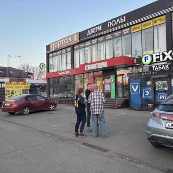 Сдается Торговое помещение, 12 м²