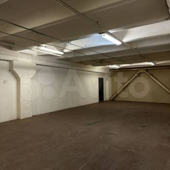 Сдается Нежилое помещение, 309 м²