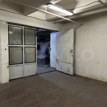 Сдается Нежилое помещение, 309 м²