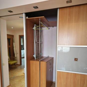 Сдается 2-х комнатная квартира, 75 м²