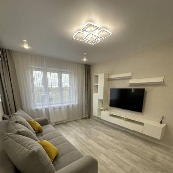 Сдается 1-комнатная квартира, 42 м²