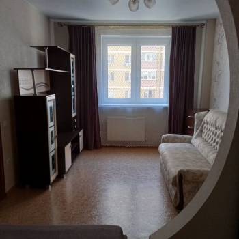 Продается 1-комнатная квартира, 42,7 м²