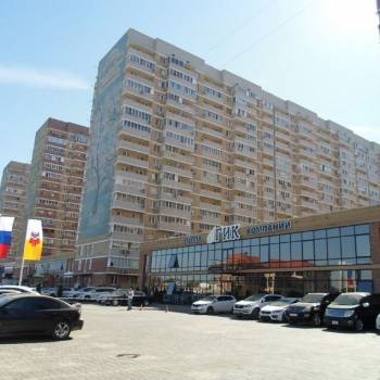 Продается 1-комнатная квартира, 42,7 м²