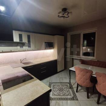 Сдается 2-х комнатная квартира, 60 м²