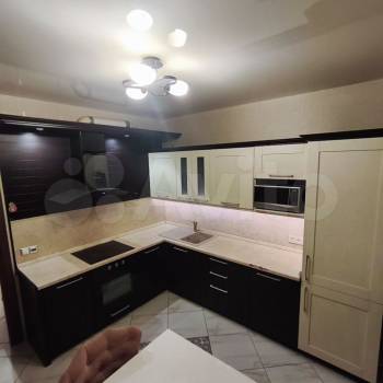 Сдается 2-х комнатная квартира, 60 м²