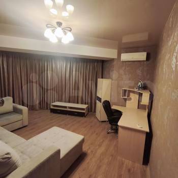 Сдается 2-х комнатная квартира, 60 м²