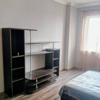 Сдается 2-х комнатная квартира, 75 м²