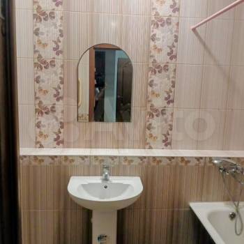 Сдается 2-х комнатная квартира, 75 м²