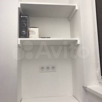 Продается 1-комнатная квартира, 42 м²