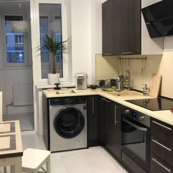 Продается 1-комнатная квартира, 42 м²