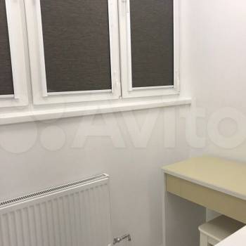 Продается 1-комнатная квартира, 42 м²