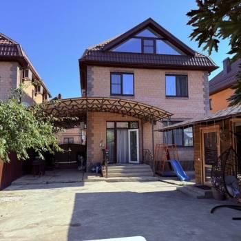 Продается Дом, 183 м²