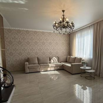 Продается Дом, 183 м²