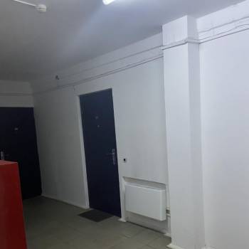 Продается 1-комнатная квартира, 37 м²