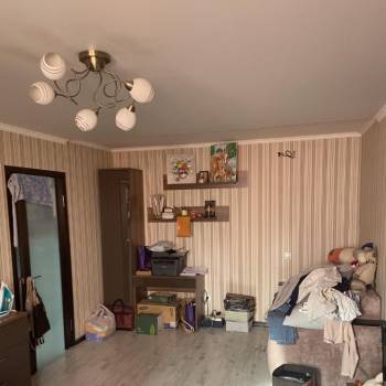 Продается 1-комнатная квартира, 37 м²