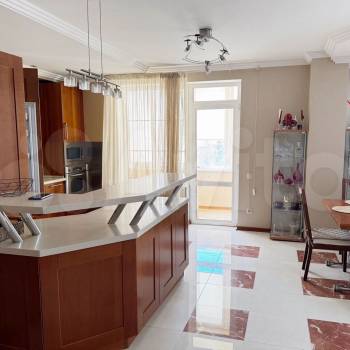 Продается Многокомнатная квартира, 138 м²