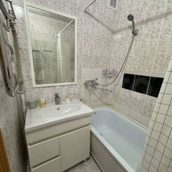 Сдается 2-х комнатная квартира, 56 м²