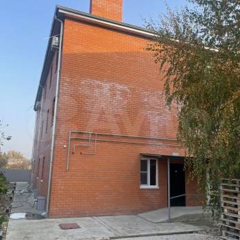 Сдается 1-комнатная квартира, 50 м²