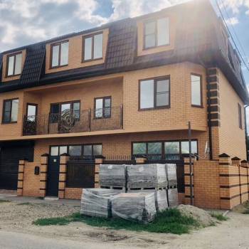 Продается Дом, 450 м²