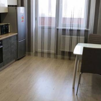 Сдается 1-комнатная квартира, 48 м²