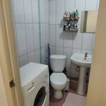 Продается 1-комнатная квартира, 38 м²