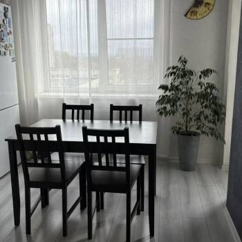 Продается 1-комнатная квартира, 41,8 м²