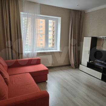 Сдается 1-комнатная квартира, 40 м²