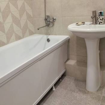 Продается 1-комнатная квартира, 43 м²