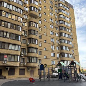 Сдается 1-комнатная квартира, 49 м²