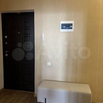 Сдается 1-комнатная квартира, 49 м²