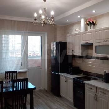 Сдается 1-комнатная квартира, 42 м²