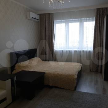 Сдается 1-комнатная квартира, 42 м²