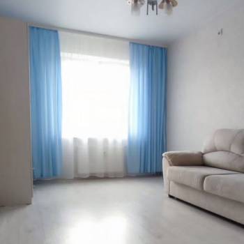 Сдается 2-х комнатная квартира, 65 м²