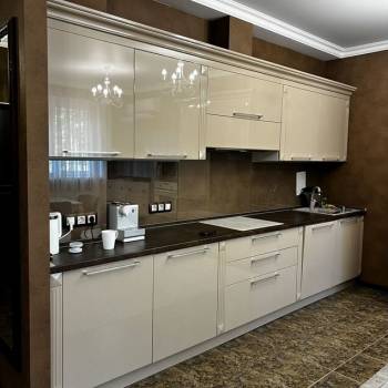 Продается 3-х комнатная квартира, 108 м²