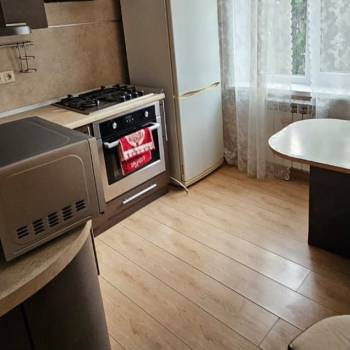 Сдается Многокомнатная квартира, 61 м²