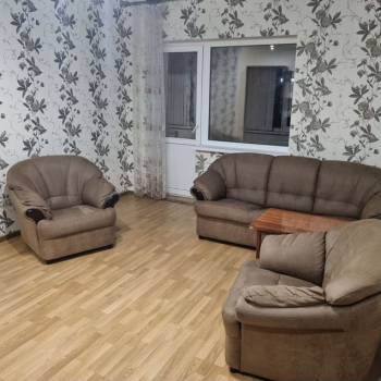 Продается Многокомнатная квартира, 90,4 м²