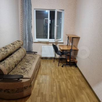 Продается Многокомнатная квартира, 90,4 м²