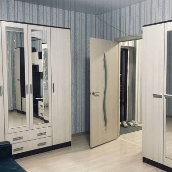 Продается 1-комнатная квартира, 42 м²