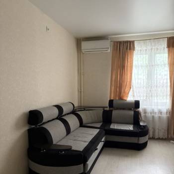 Сдается 1-комнатная квартира, 38 м²