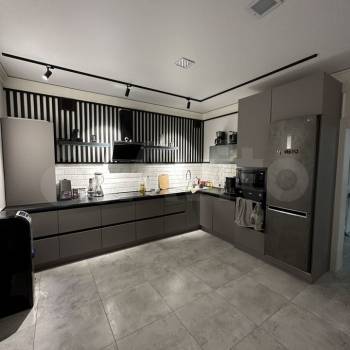 Продается Дом, 250 м²