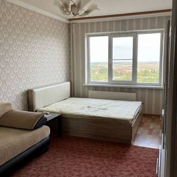 Продается 1-комнатная квартира, 36 м²