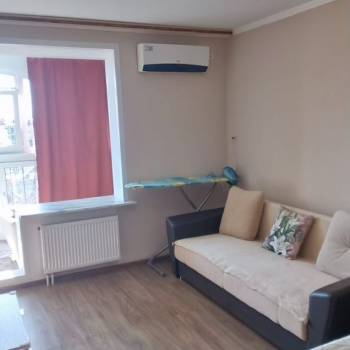 Продается 1-комнатная квартира, 51 м²