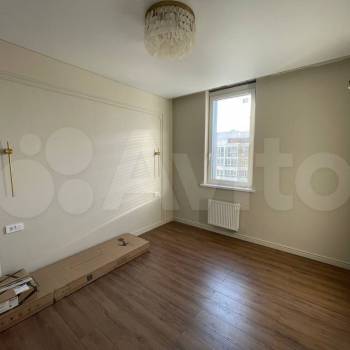 Продается 1-комнатная квартира, 36 м²