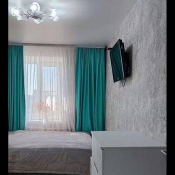 Продается 2-х комнатная квартира, 42 м²