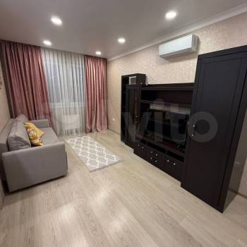 Сдается 1-комнатная квартира, 37,3 м²