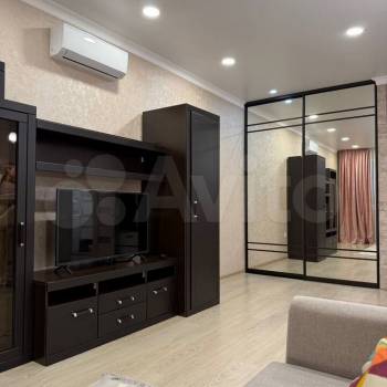 Сдается 1-комнатная квартира, 37,3 м²