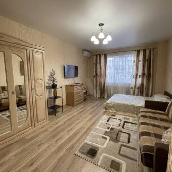 Сдается 1-комнатная квартира, 47 м²